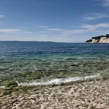 Luxurious Holiday Home In Makarska With Jacuzzi Buitenkant foto