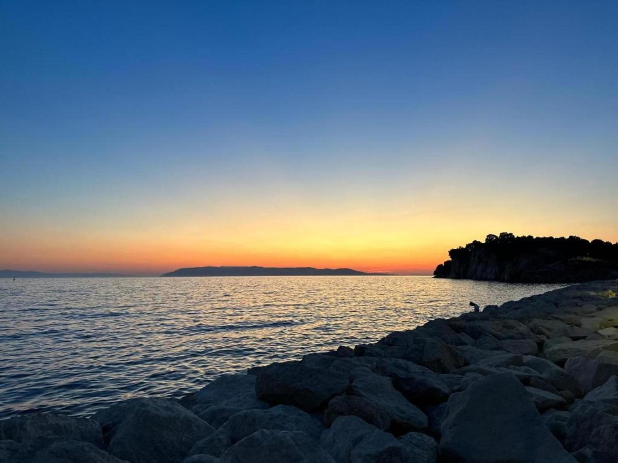 Luxurious Holiday Home In Makarska With Jacuzzi Buitenkant foto