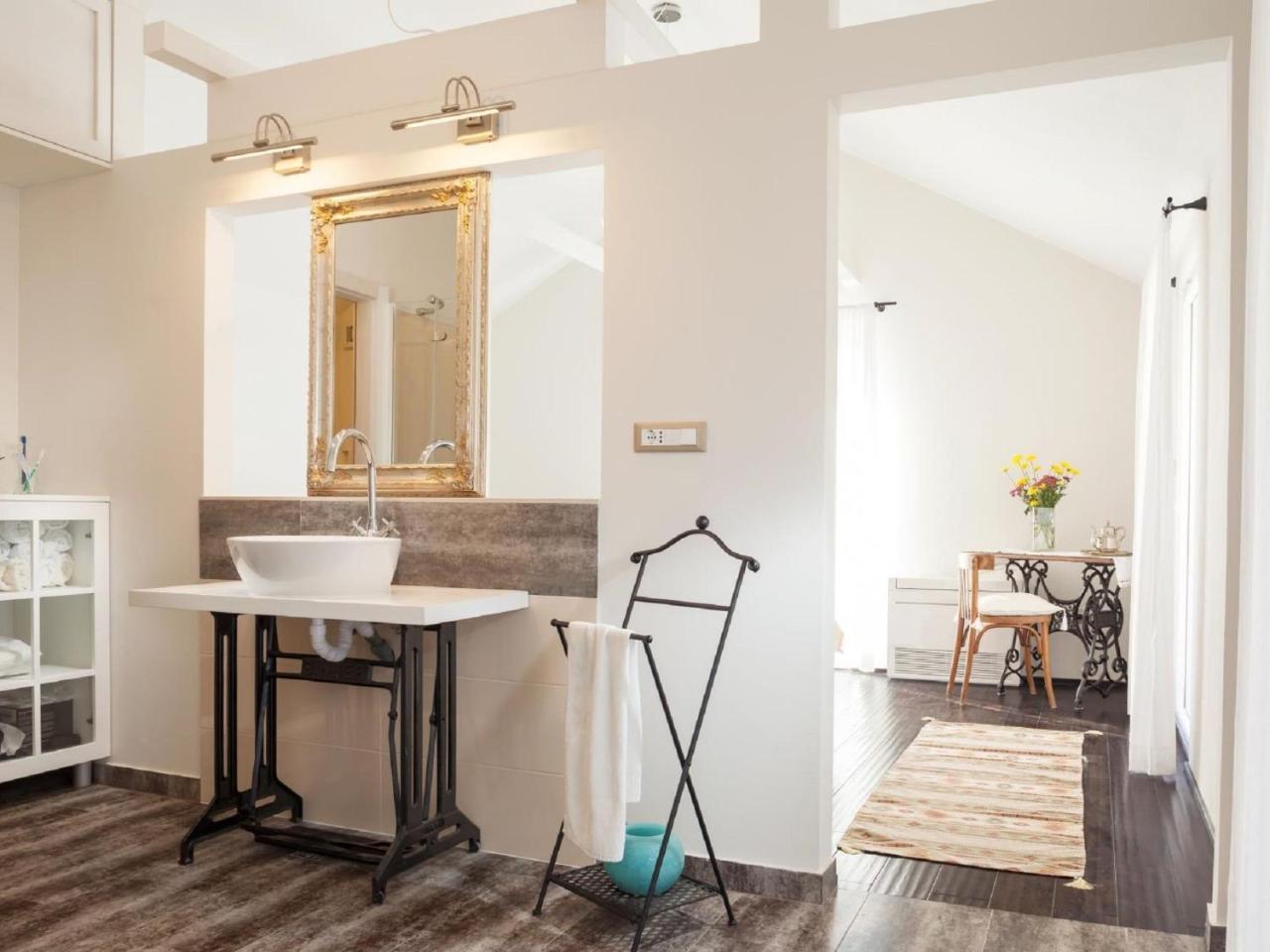 Luxurious Holiday Home In Makarska With Jacuzzi Buitenkant foto